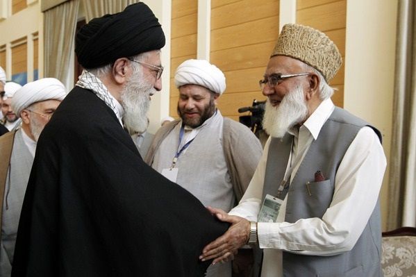 فتاوای رهبر معظم انقلاب درباره وحدت اسلامی + بروشور