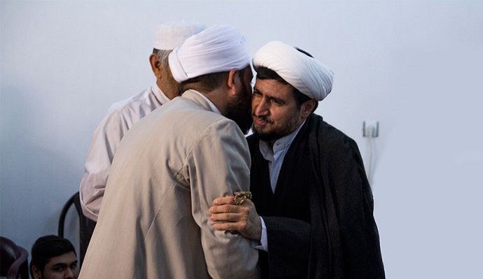 تقیه مداراتی 

آیا «تقیه کردن» شکلی از نفاق نیست؟