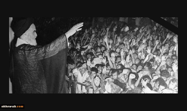 رحلت امام توده مردم سنندج را متأثر کرد

بعضی ها بلند بلند نوحه کردی میخواندند